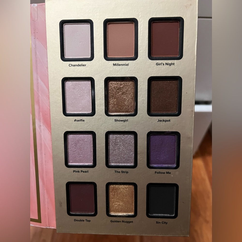 Too Faced eyeshadow palette